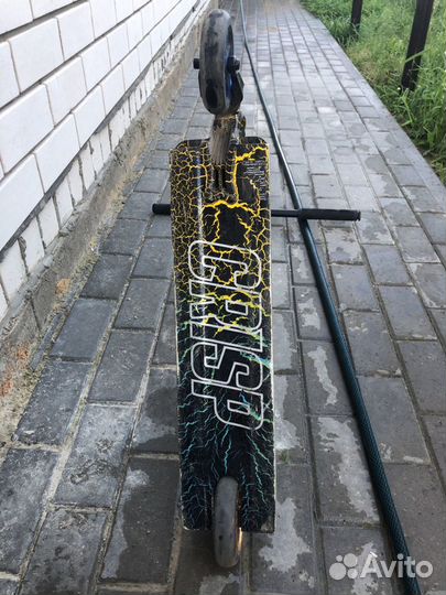 Трюковой самокат crisp ultima 5.0