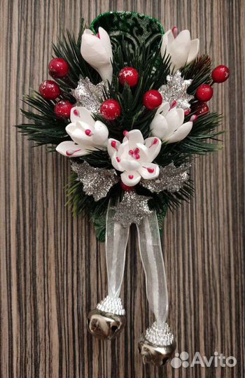 Украшение на бутылку шампанского