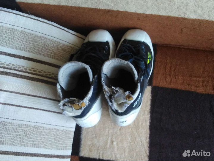 Коньки хоккейные вратарские