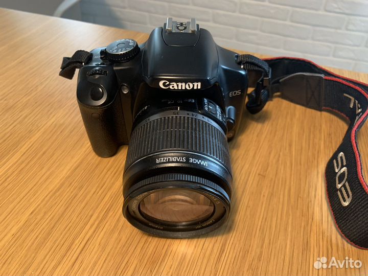 Зеркальная цифровая фотокамера Canon EOS 450D