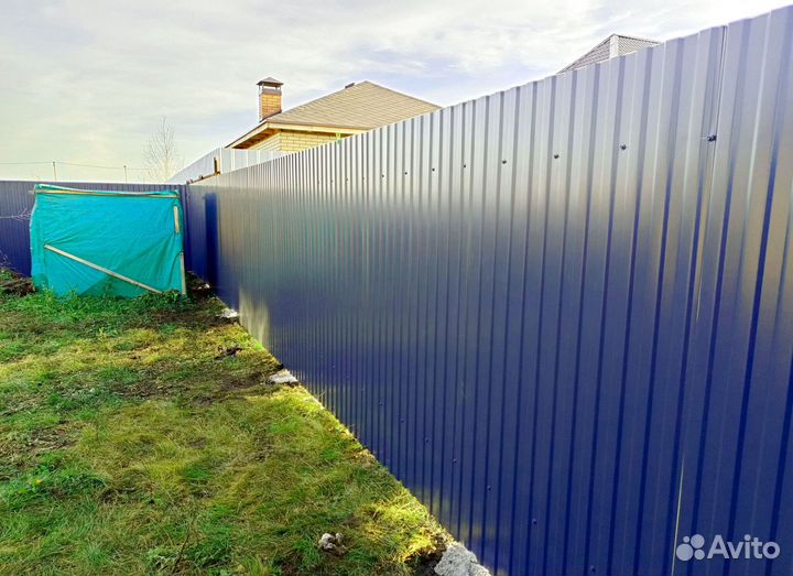 Заборы из профнастила со склада новые
