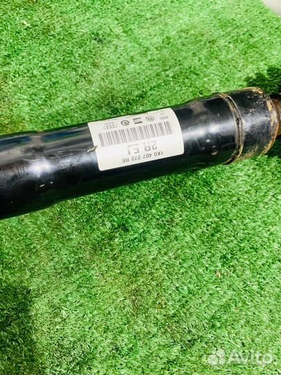 Полуось правая Skoda Octavia 2 (A5) рест. 2010