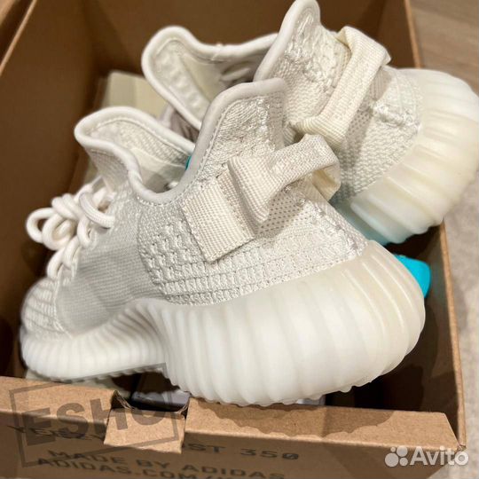 Adidas Yeezy Boost 350 V2 Bone