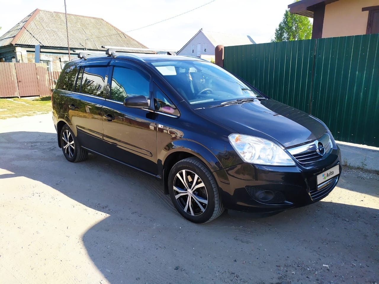 Opel Zafira: фото владельца
