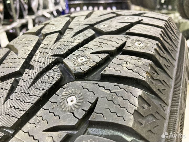 Yokohama Ice Guard IG55 215/55 R17