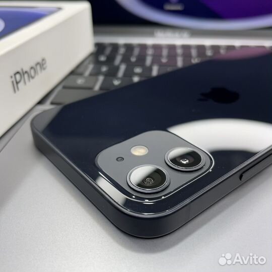 iPhone 12, 64 ГБ