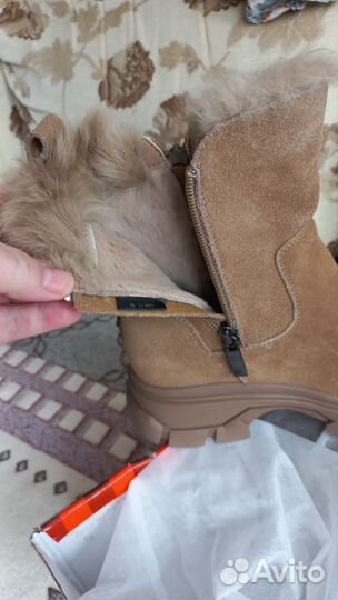 Ботинки женские 38