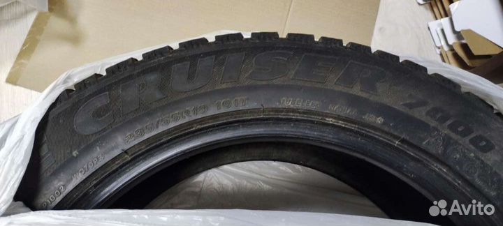 Bridgestone Ice Cruiser 7000 235/55 R19