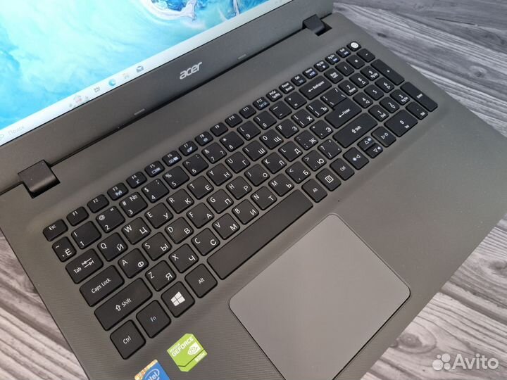 Ноутбук acer Core i3 / SSD / NV GeForce 920M