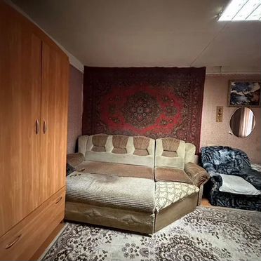 Доля: 1-к. квартира, 36,6 м², 1/2 эт.