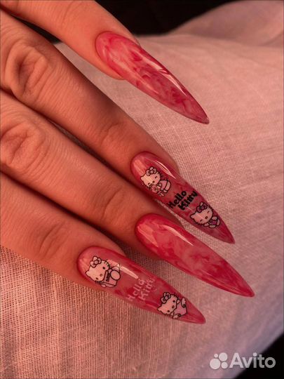 Маникюр в студии