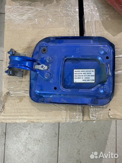 Лючок бензобака subaru Impreza gd