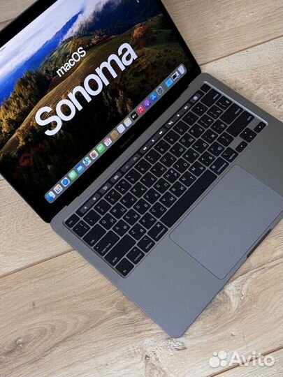 Like NEW, MacBook Pro 13, 2021, 16GB и 512GB SSD