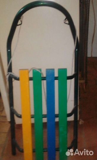 Детские санки со спинкой