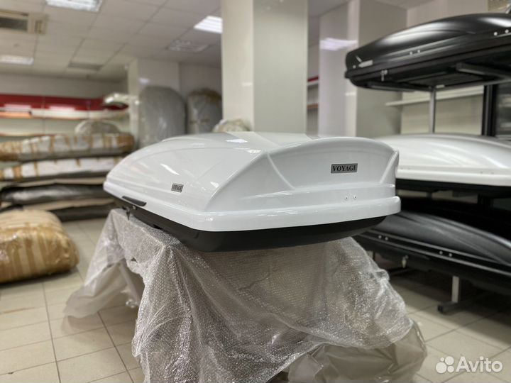 Автобокс Voyage 670л 235см цвет Белый глянец