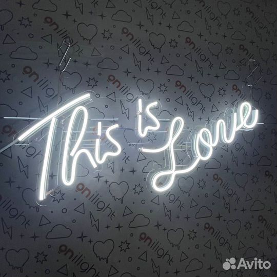 Неоновый светильник This is love