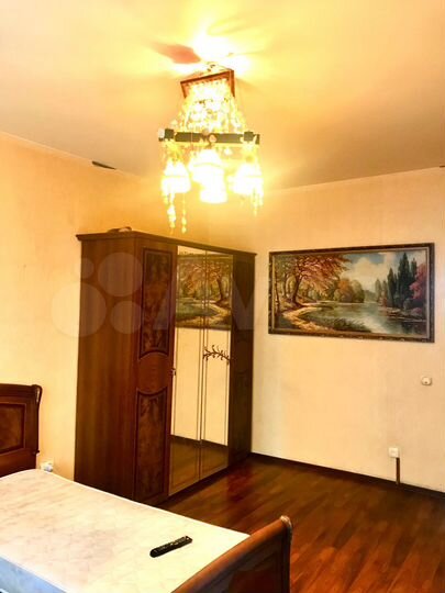 3-к. квартира, 74 м², 4/4 эт.