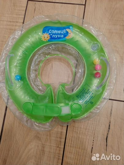 Продам детскую ванночку с комплектом