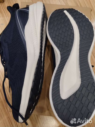 Кроссовки strobbs