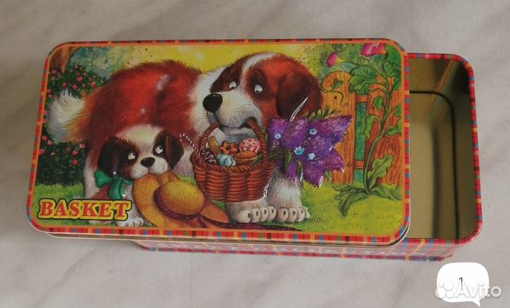 Жестяные банки для хранения