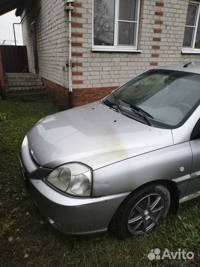 Kia Rio 2003г разбор