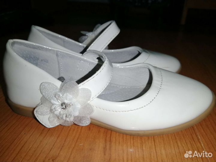 Туфли для девочки 27-28 р