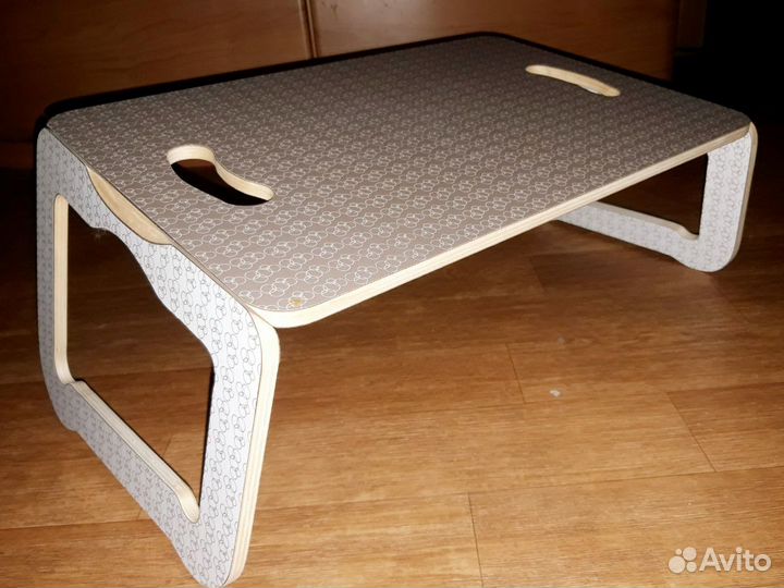 Столик переносной для ноутбука