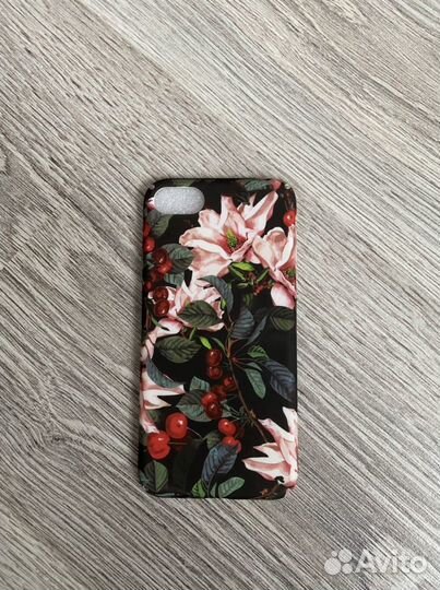 Чехол на iPhone 7/8 новые все в наличии