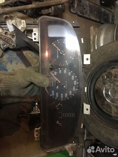 Приборная панель мазда 626