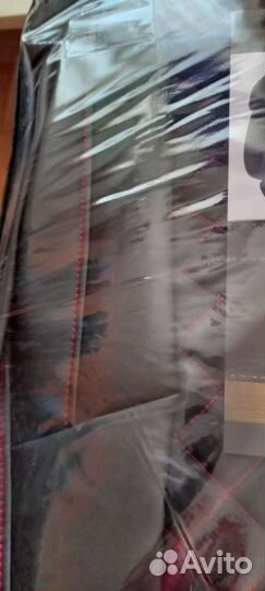 Чехлы Рено Сандеро чёрная экокожа красный ромб