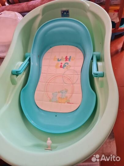 Ванночка для купания с горкой