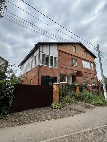 Коттедж 311,6 м² на участке 8 сот.