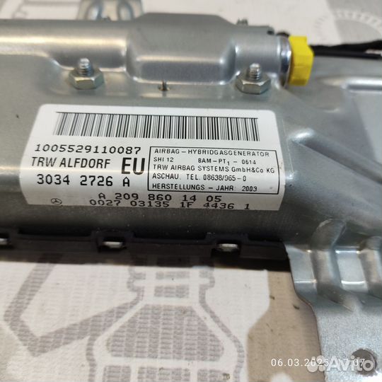 Подушка безопасности правой двери mercedes w209