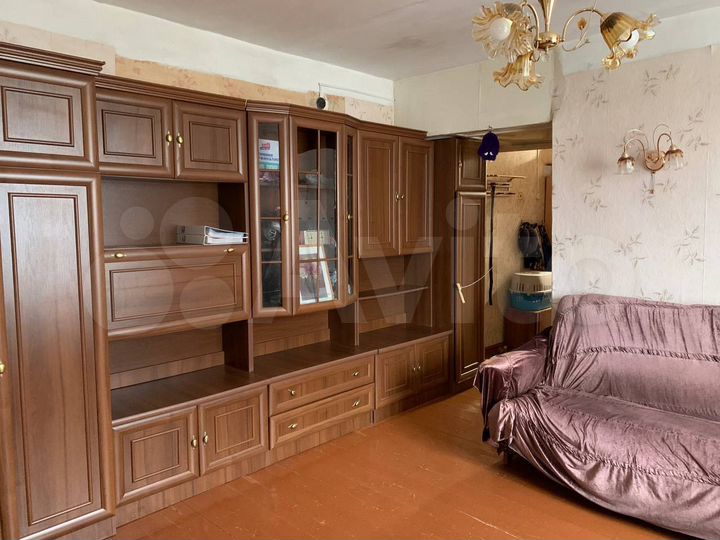 4-к. квартира, 66 м², 1/2 эт.