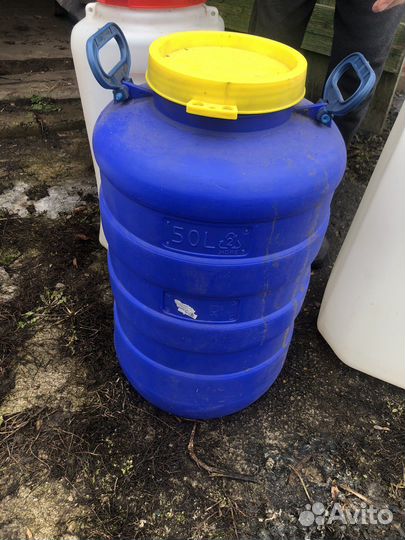 Емкость для воды пластиковая