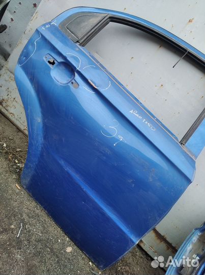 Дверь Шевроле Авео Т250 задняя правая