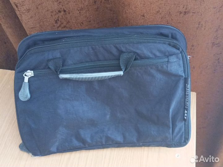 Сумка чемодан на колесах