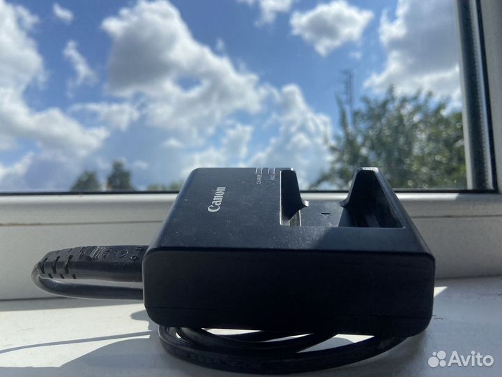 Зеркальный фотоаппарат canon eos 1100d