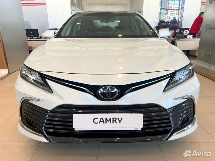 Toyota Camry 2.5 AT, 2023