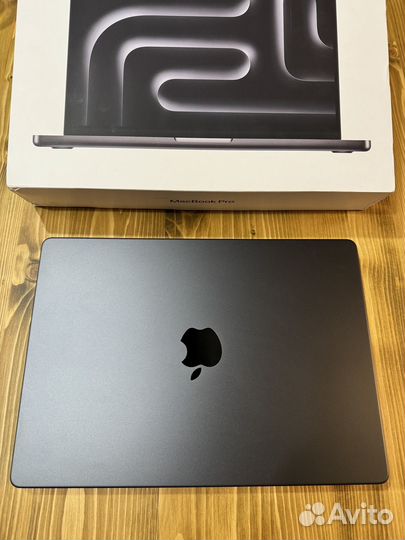 Macbook Pro 14 2023 M3 Max 18GB 512GB Black Идеал
