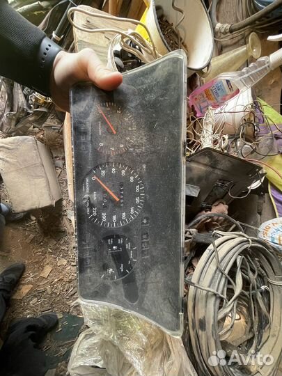 Щиток приборов volvo 460