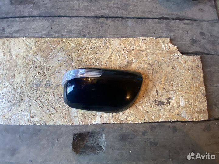 Накладка на боковое зеркало, левое