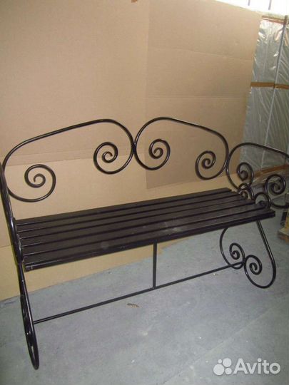 Скамейка со спинкой (могильная)