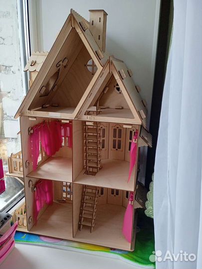 Домик кукольный