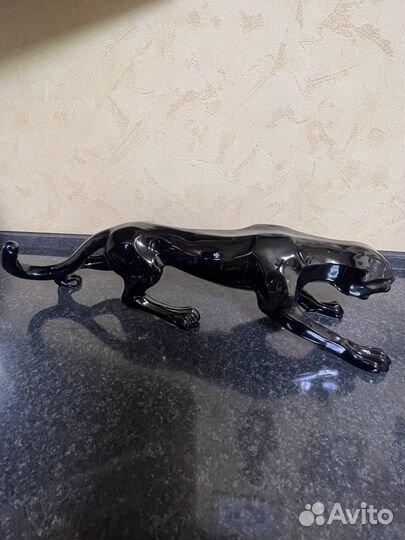 Статуэтка пантера