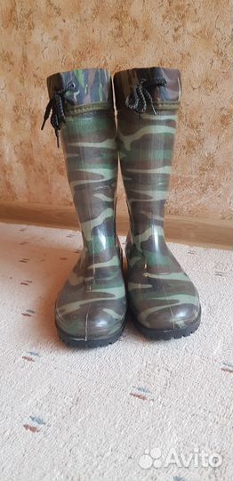 Резиновые сапоги р.40