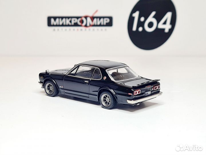 Модель Tarmac 1/64 Skyline 2000GT-R Черный