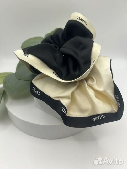 Резинка для волос chanel