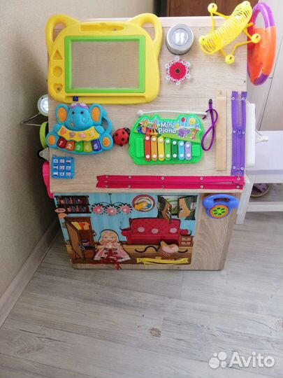 Развивающие игрушки бизиборд бизидом