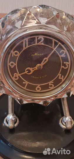 Настольные часы Маяк